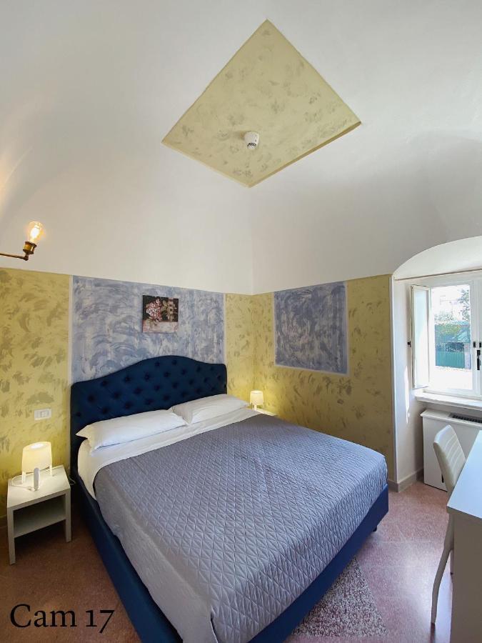 Porto Salvo Hotel Сант'Агнело Екстериор снимка