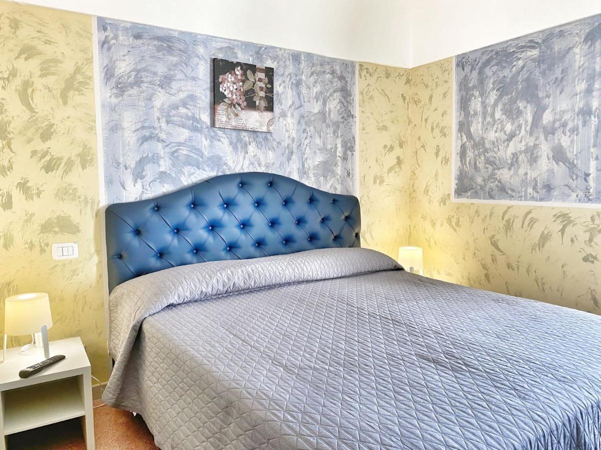 Porto Salvo Hotel Сант'Агнело Екстериор снимка
