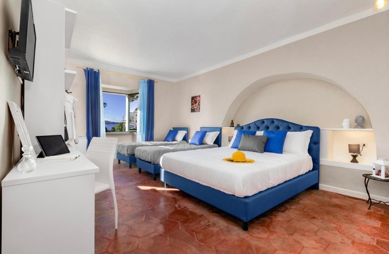 Porto Salvo Hotel Сант'Агнело Екстериор снимка