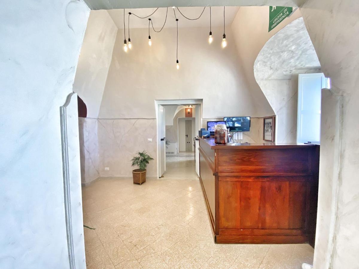 Porto Salvo Hotel Сант'Агнело Екстериор снимка